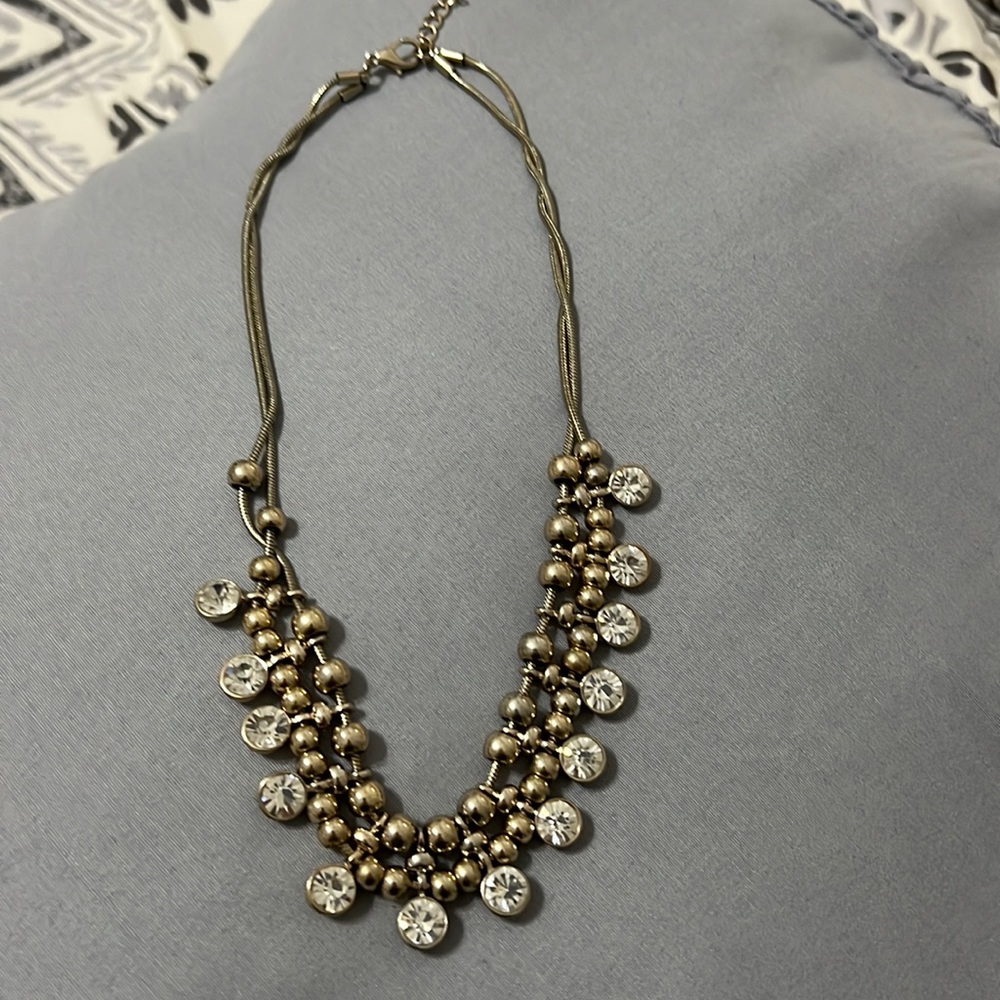 Statement necklace gold